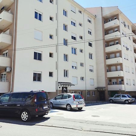 Apartman Vukota 2 皮罗特 外观 照片