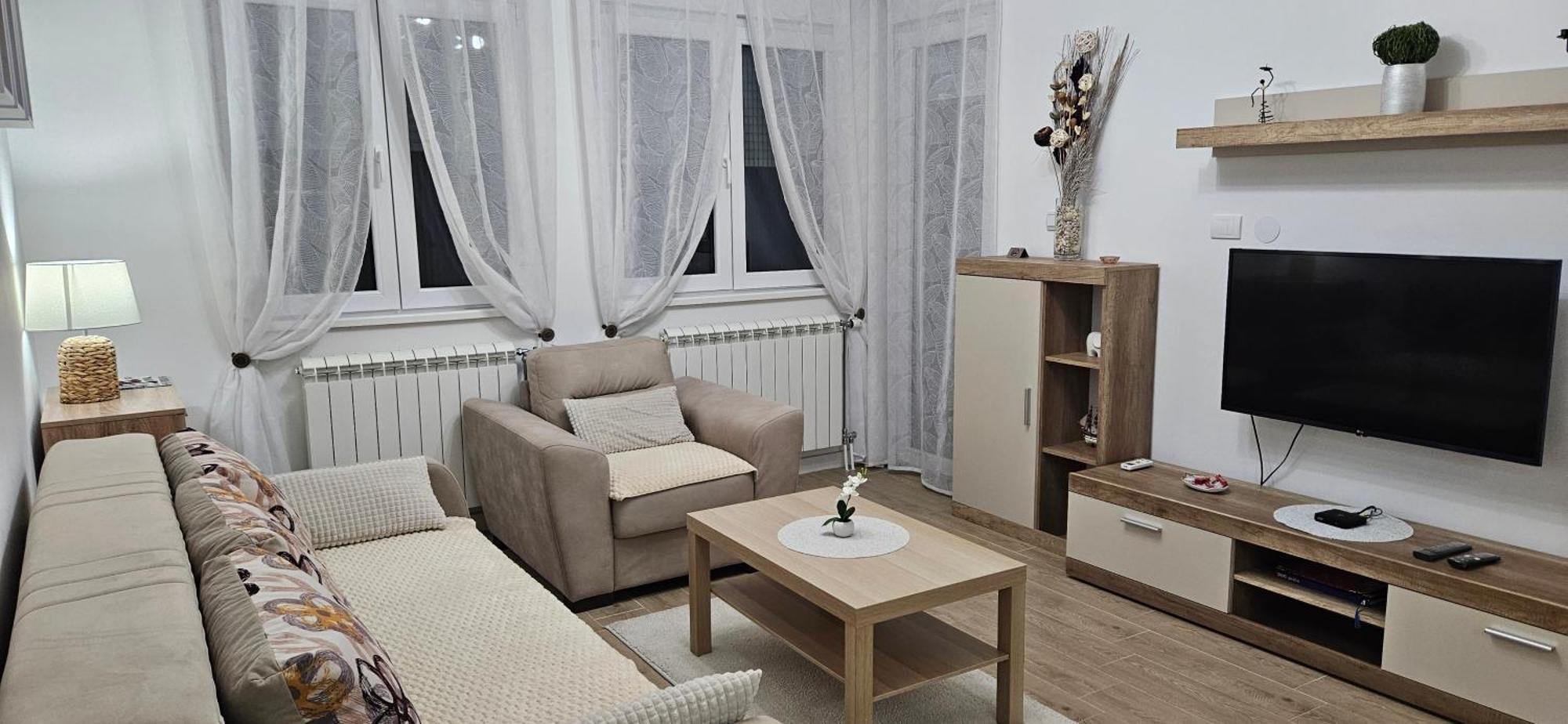 Apartman Vukota 2 皮罗特 外观 照片